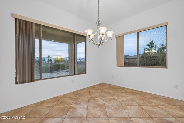 564 N Feke Court, Green Valley, AZ 85614