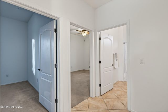 564 N Feke Court, Green Valley, AZ 85614