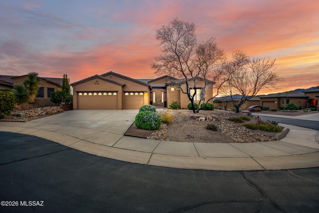 564 N Feke Court, Green Valley, AZ 85614