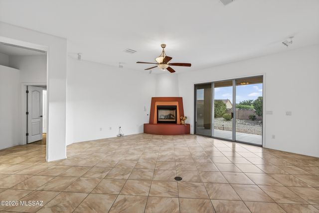 564 N Feke Court, Green Valley, AZ 85614