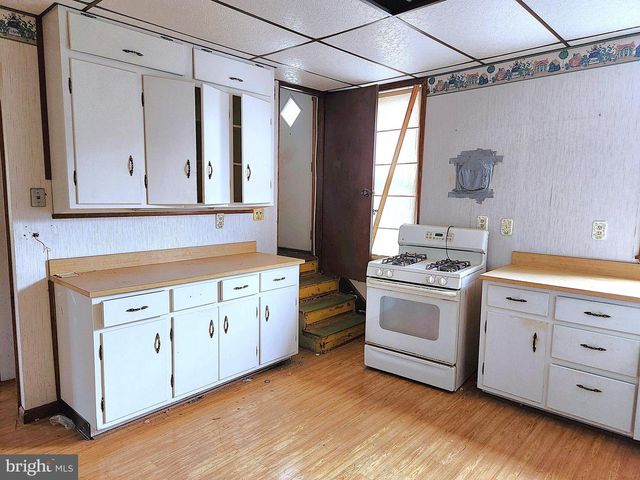 109 CHESLEY AVE, Baltimore, MD 21206