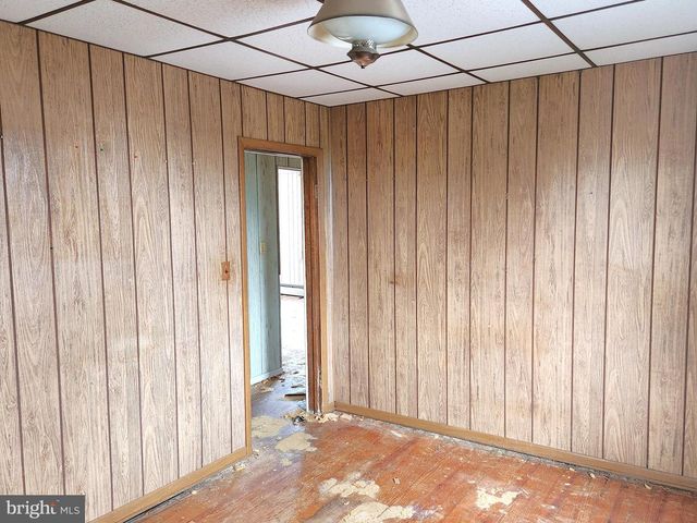 109 CHESLEY AVE, Baltimore, MD 21206