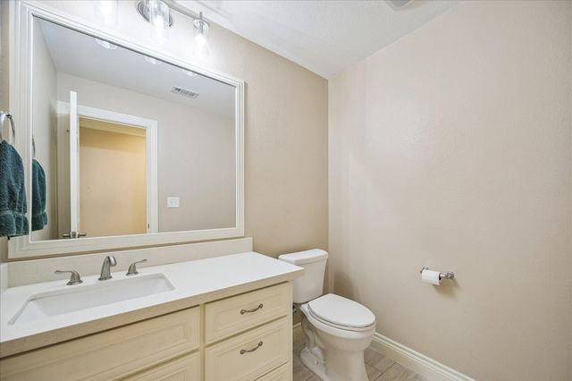 7127 Walkway Street, Houston, TX 77036