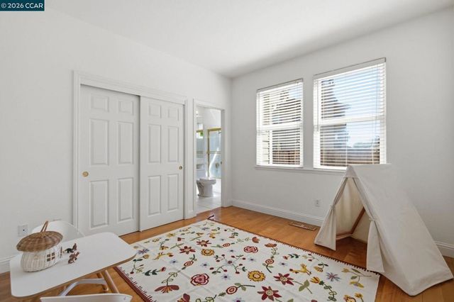 2151 Sky View Ct, Moraga, CA 94556