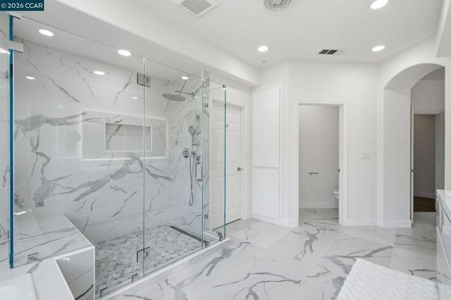 2151 Sky View Ct, Moraga, CA 94556