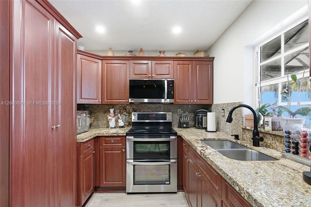 9011 NW 193rd Terrace, Hialeah, FL 33018
