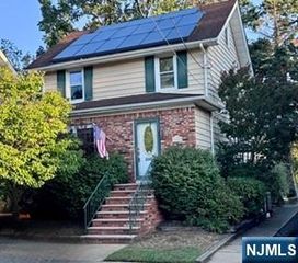 418 Locust Avenue, Garwood, NJ 07027