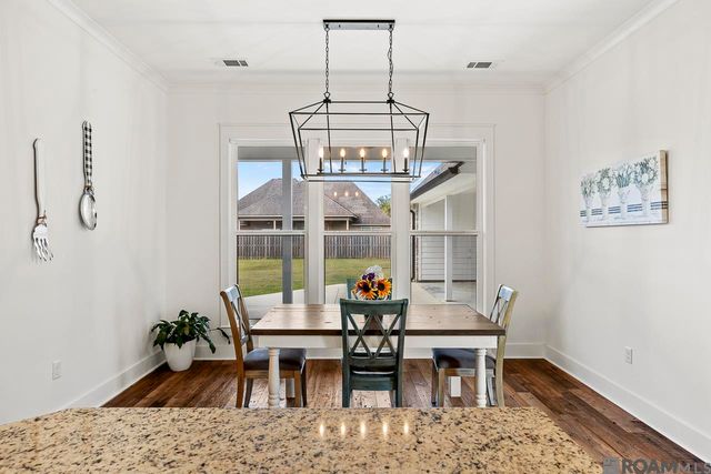 19905 Stone Hill Dr, Denham Springs, LA 70726