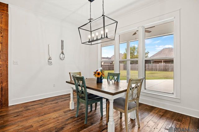 19905 Stone Hill Dr, Denham Springs, LA 70726