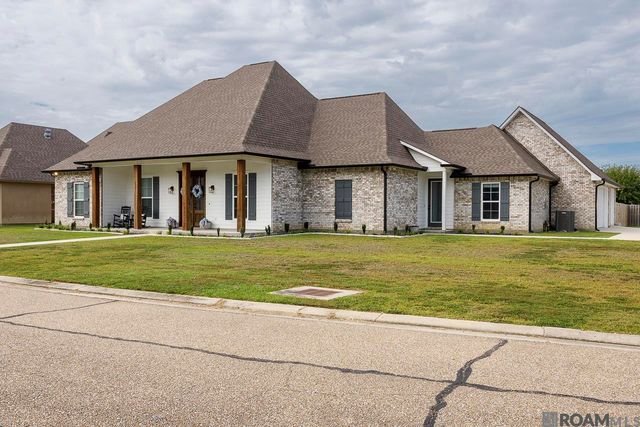 19905 Stone Hill Dr, Denham Springs, LA 70726