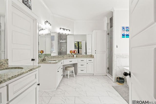 19905 Stone Hill Dr, Denham Springs, LA 70726