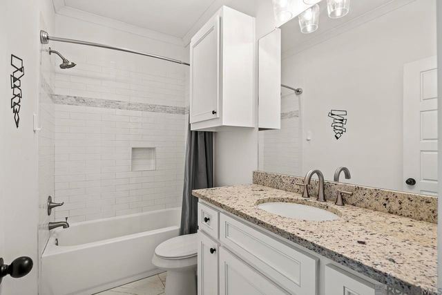 19905 Stone Hill Dr, Denham Springs, LA 70726