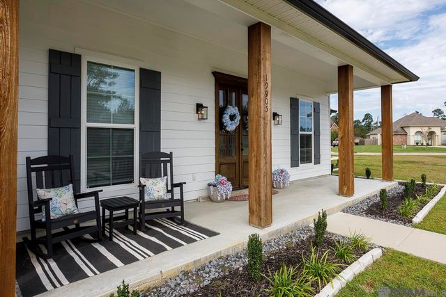 19905 Stone Hill Dr, Denham Springs, LA 70726