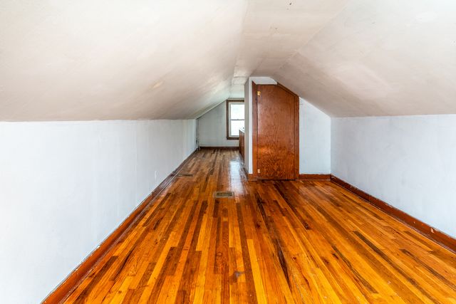1105 W Walkup Avenue, Carbondale, IL 62901