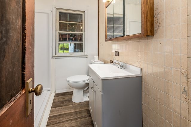 1105 W Walkup Avenue, Carbondale, IL 62901
