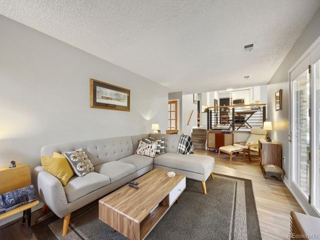 9093 W Warren Drive, Lakewood, CO 80227