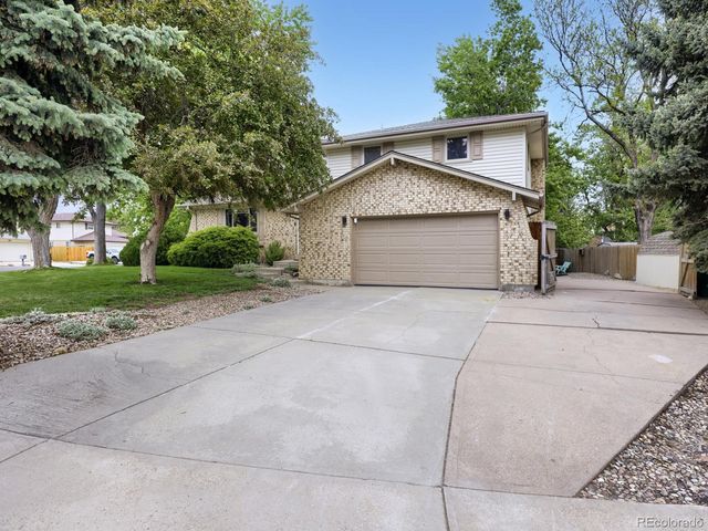 9093 W Warren Drive, Lakewood, CO 80227