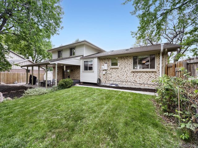 9093 W Warren Drive, Lakewood, CO 80227