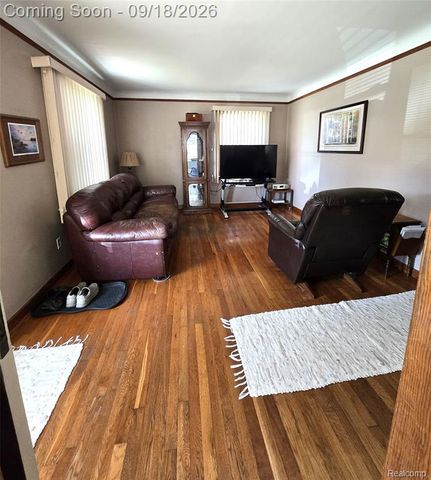 4129 Duplex Avenue, Lincoln Park, MI 48146
