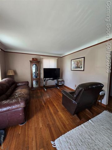 4129 Duplex Avenue, Lincoln Park, MI 48146