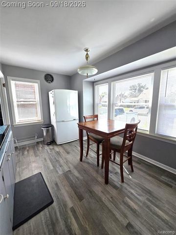 4129 Duplex Avenue, Lincoln Park, MI 48146