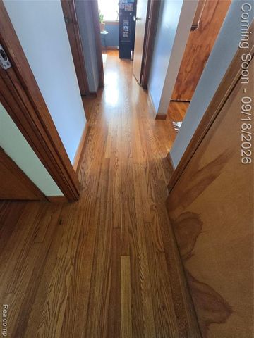4129 Duplex Avenue, Lincoln Park, MI 48146
