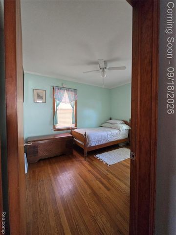 4129 Duplex Avenue, Lincoln Park, MI 48146