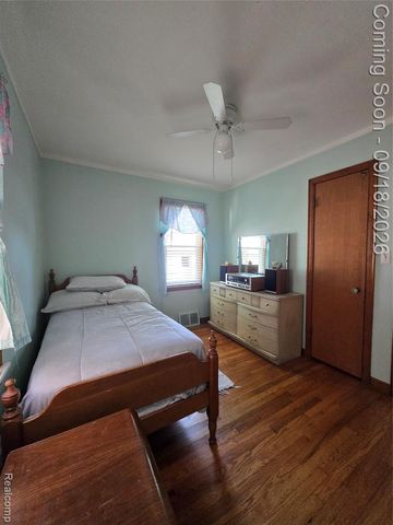 4129 Duplex Avenue, Lincoln Park, MI 48146