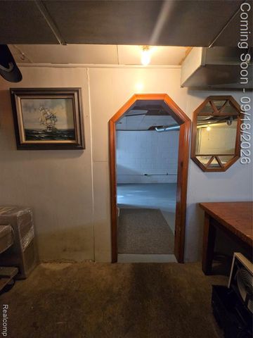 4129 Duplex Avenue, Lincoln Park, MI 48146