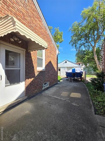 4129 Duplex Avenue, Lincoln Park, MI 48146