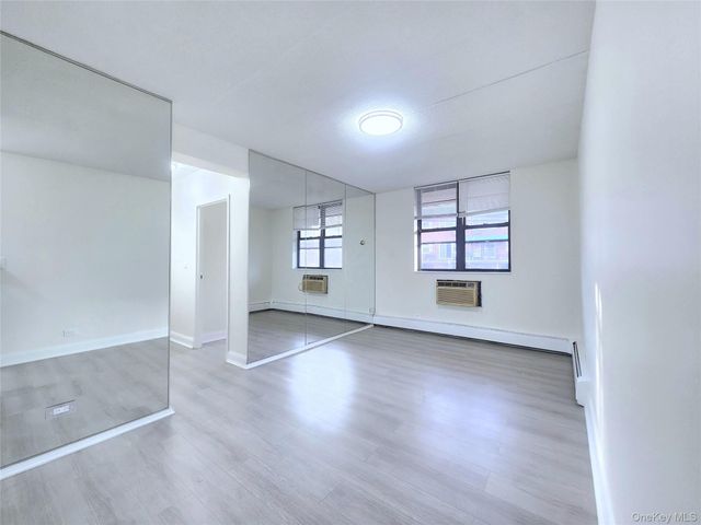 144-63 37 Avenue 1B, Flushing, NY 11354