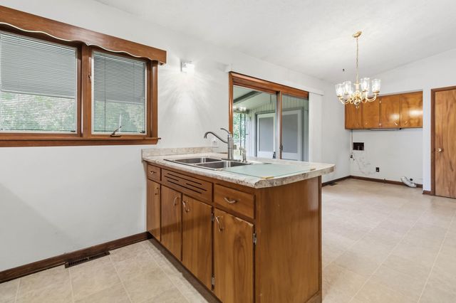 31 Garland Avenue, Corbin, KY 40701