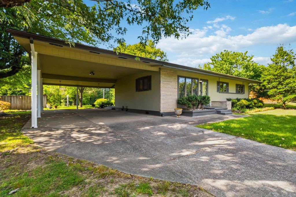 31 Garland Avenue, Corbin, KY 40701