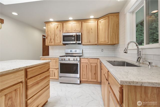 722 172nd Street NW, Arlington, WA 98223