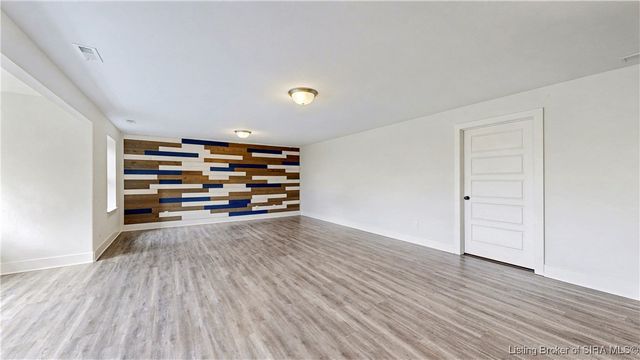 2123 Allen Way, Sellersburg, IN 47172