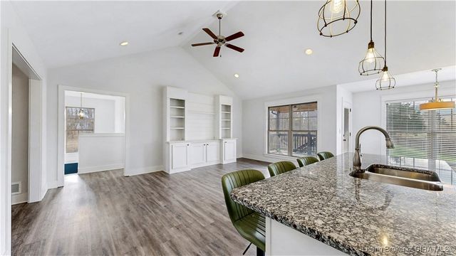 2123 Allen Way, Sellersburg, IN 47172