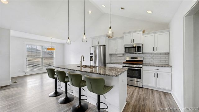 2123 Allen Way, Sellersburg, IN 47172