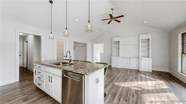 2123 Allen Way, Sellersburg, IN 47172