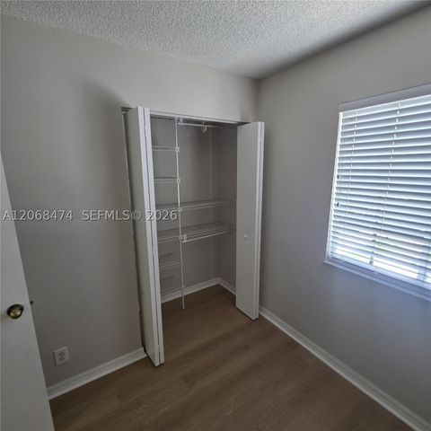 4730 Lago Vista Dr, Coconut Creek, FL 33073