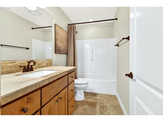 10007 Nw 24TH Ct, Vancouver, WA 98685