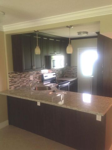 5501 NW 2nd Avenue 111, Boca Raton, FL 33487