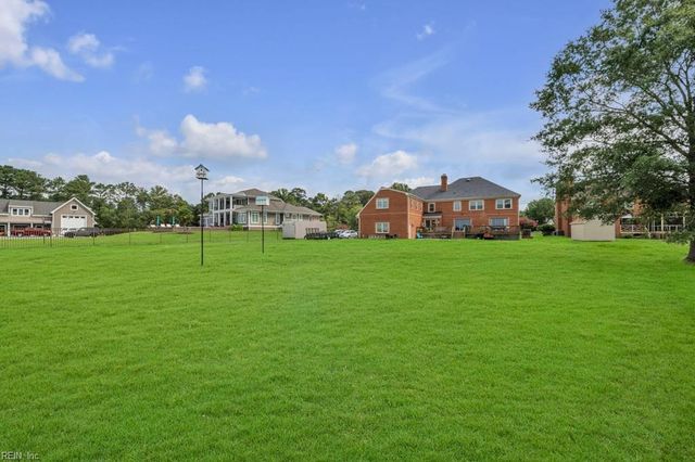 702 Lipton DR, Newport News, VA 23608