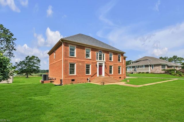 702 Lipton DR, Newport News, VA 23608