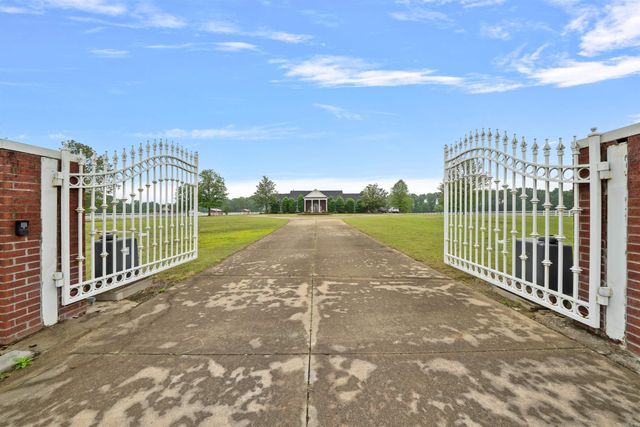 1795 W Hwy 64, El Paso, AR 72045