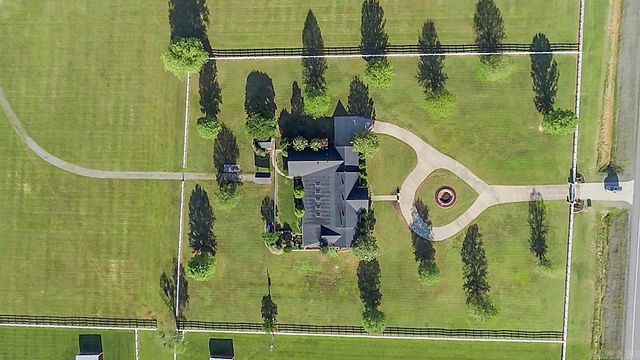 1795 W Hwy 64, El Paso, AR 72045