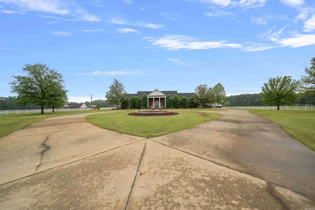 1795 W Hwy 64, El Paso, AR 72045