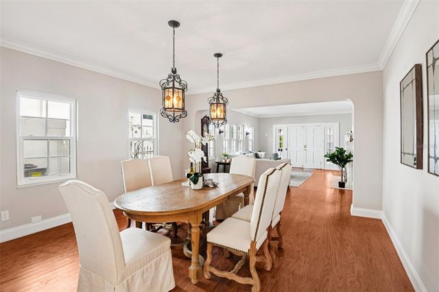 104 PALMERA BOULEVARD NE, St Petersburg, FL 33704