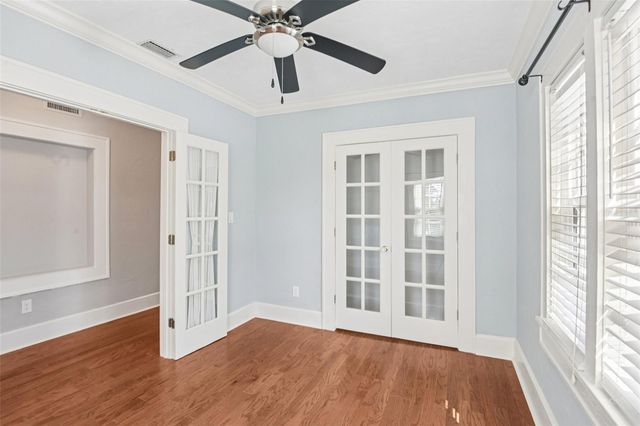 104 PALMERA BOULEVARD NE, St Petersburg, FL 33704