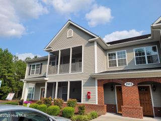 1913 Covengton Way 203, Greenville, NC 27858