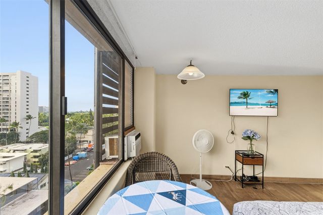 444 Niu Street 1109, Honolulu, HI 96815